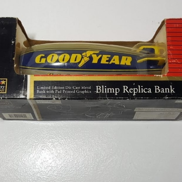 Liberty Classic Good Year Diecast Metal Bank - Picture 7 of 7